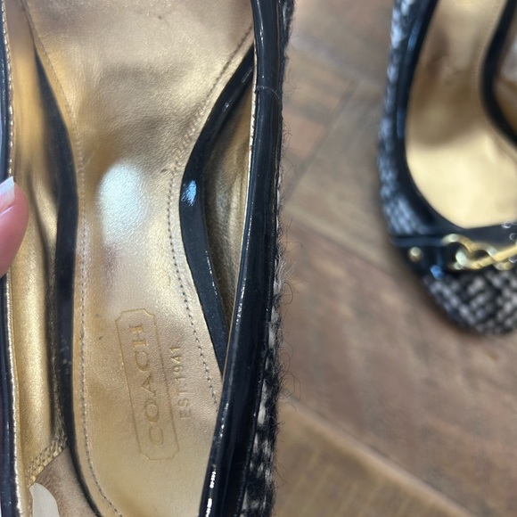 Beautiful Coach Heels - Picture 8 of 9